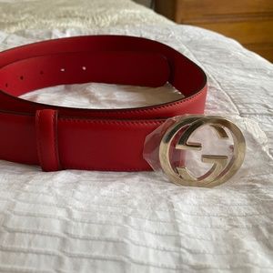 Gucci red belt size 95-38
